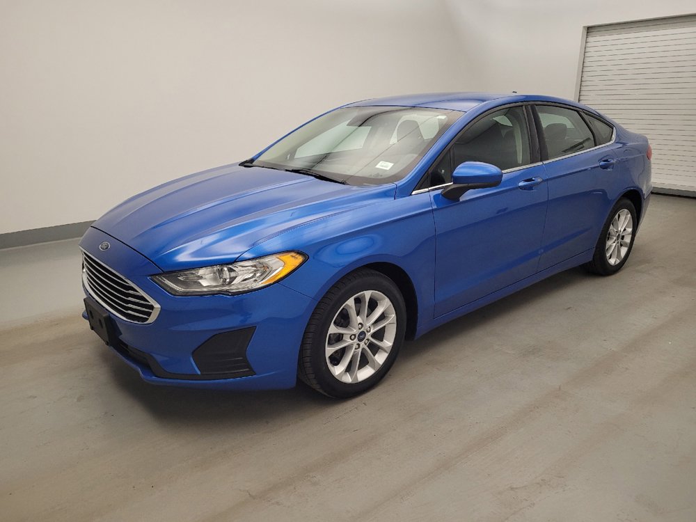 Used 2020 Ford Fusion SE FWD image 2
