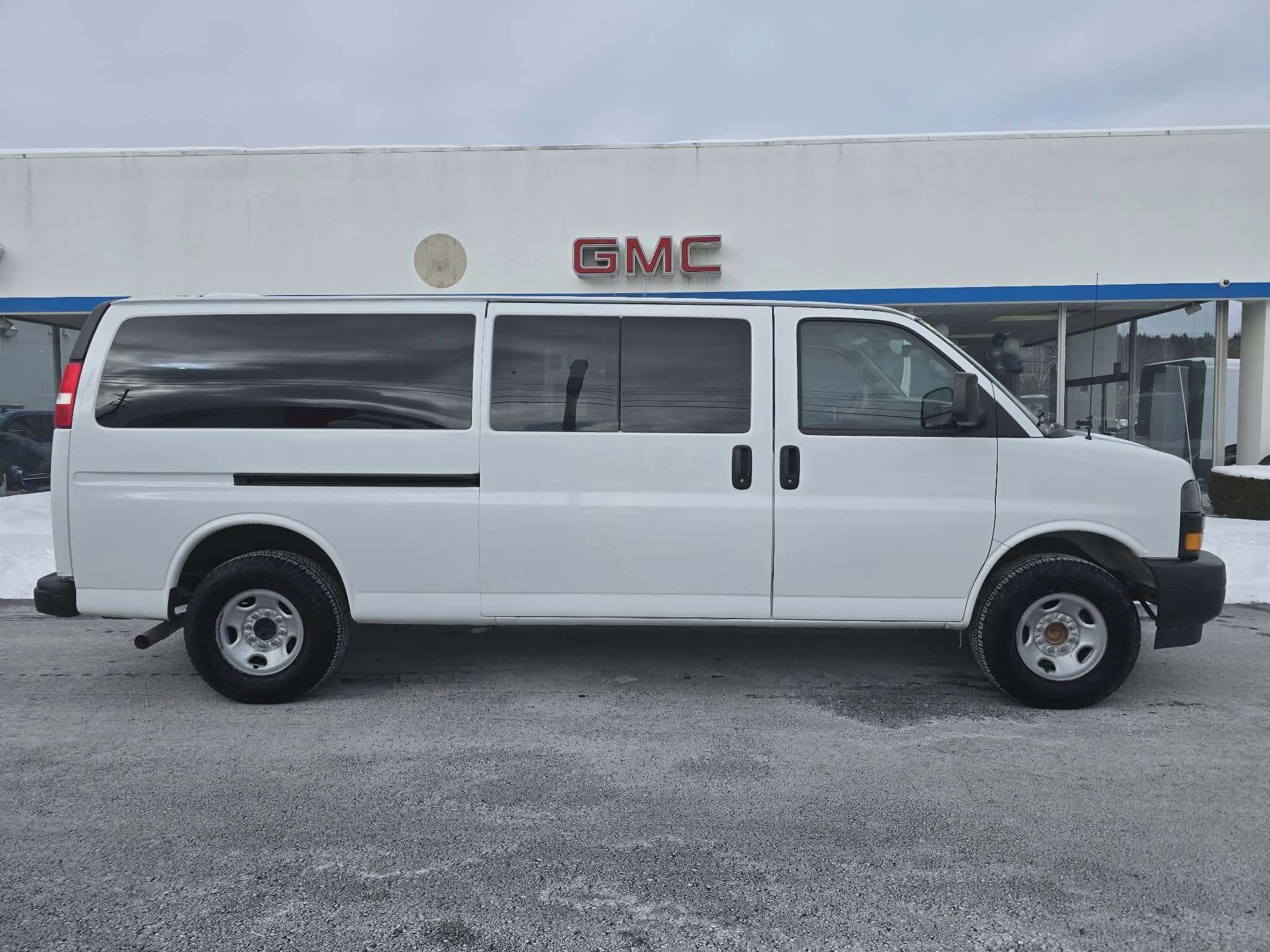 Used 2024 Chevrolet Express 3500 LS image 2