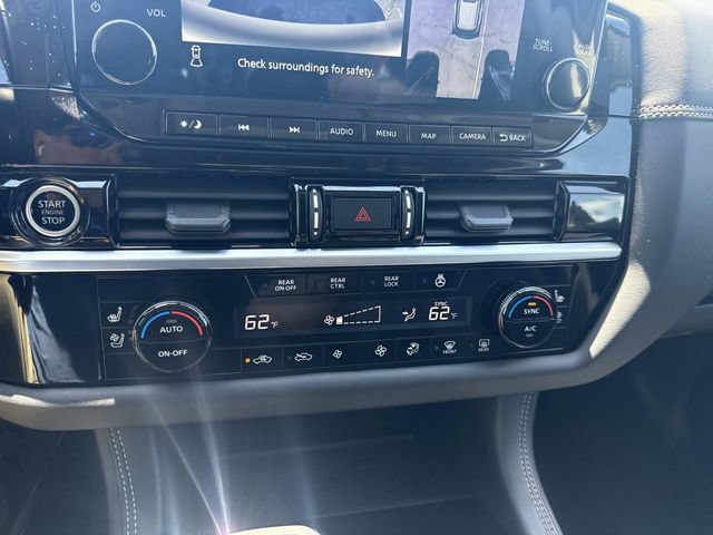 Used 2023 Nissan Pathfinder Platinum AWD/4WD image 26
