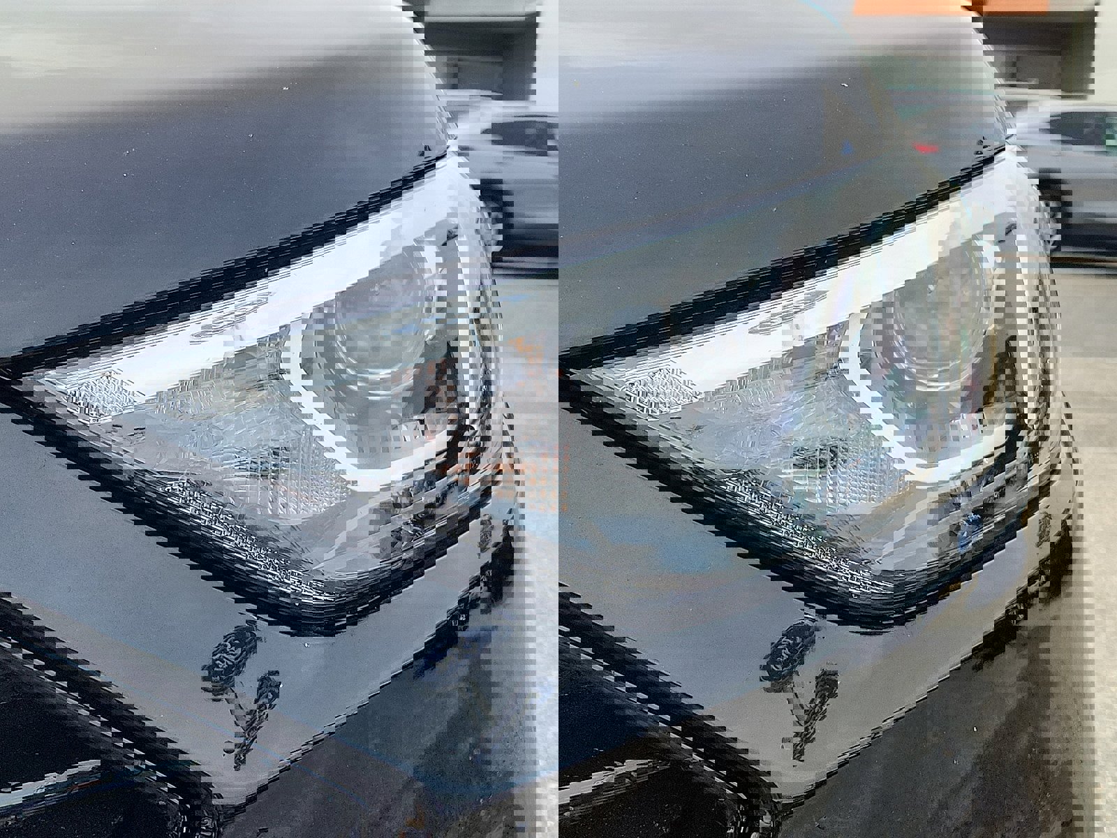 Certified 2024 Ford Edge SE w/ Black Appearance Package image 9