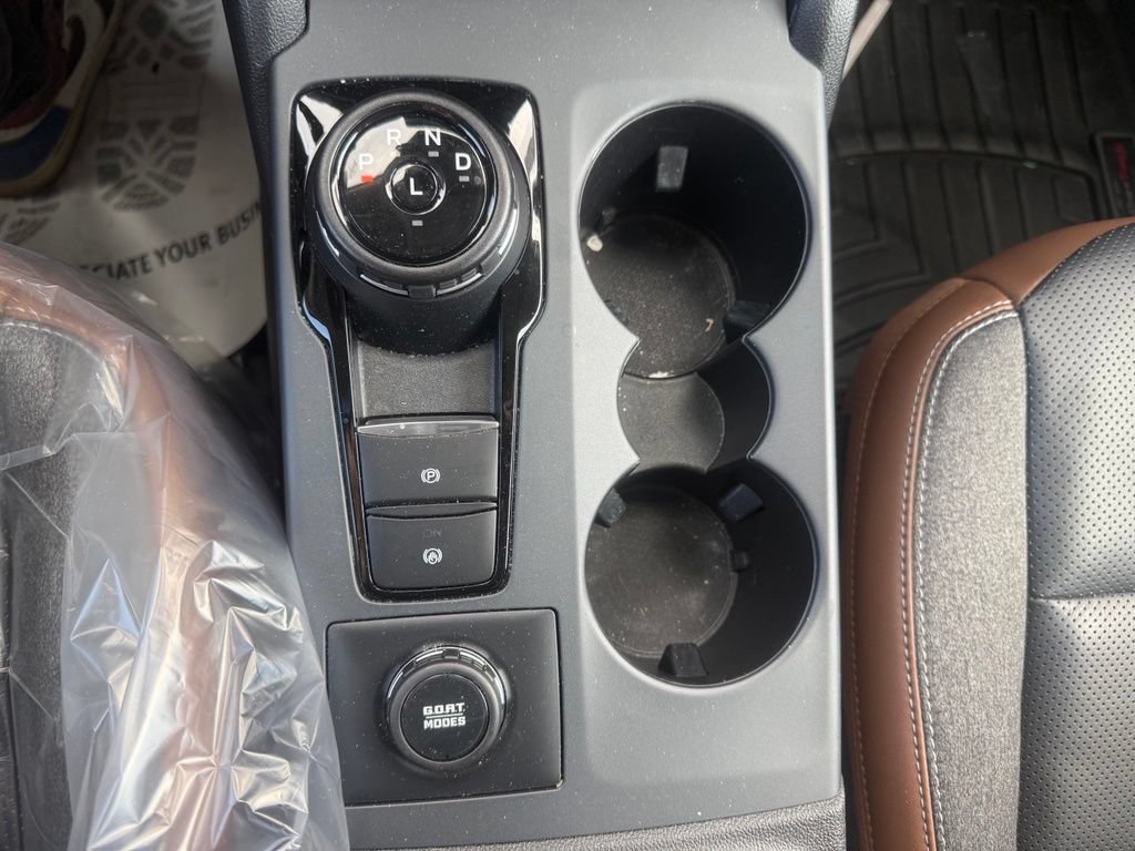 Used 2022 Ford Bronco Sport Outer Banks w/ Tech Package AWD/4WD image 32