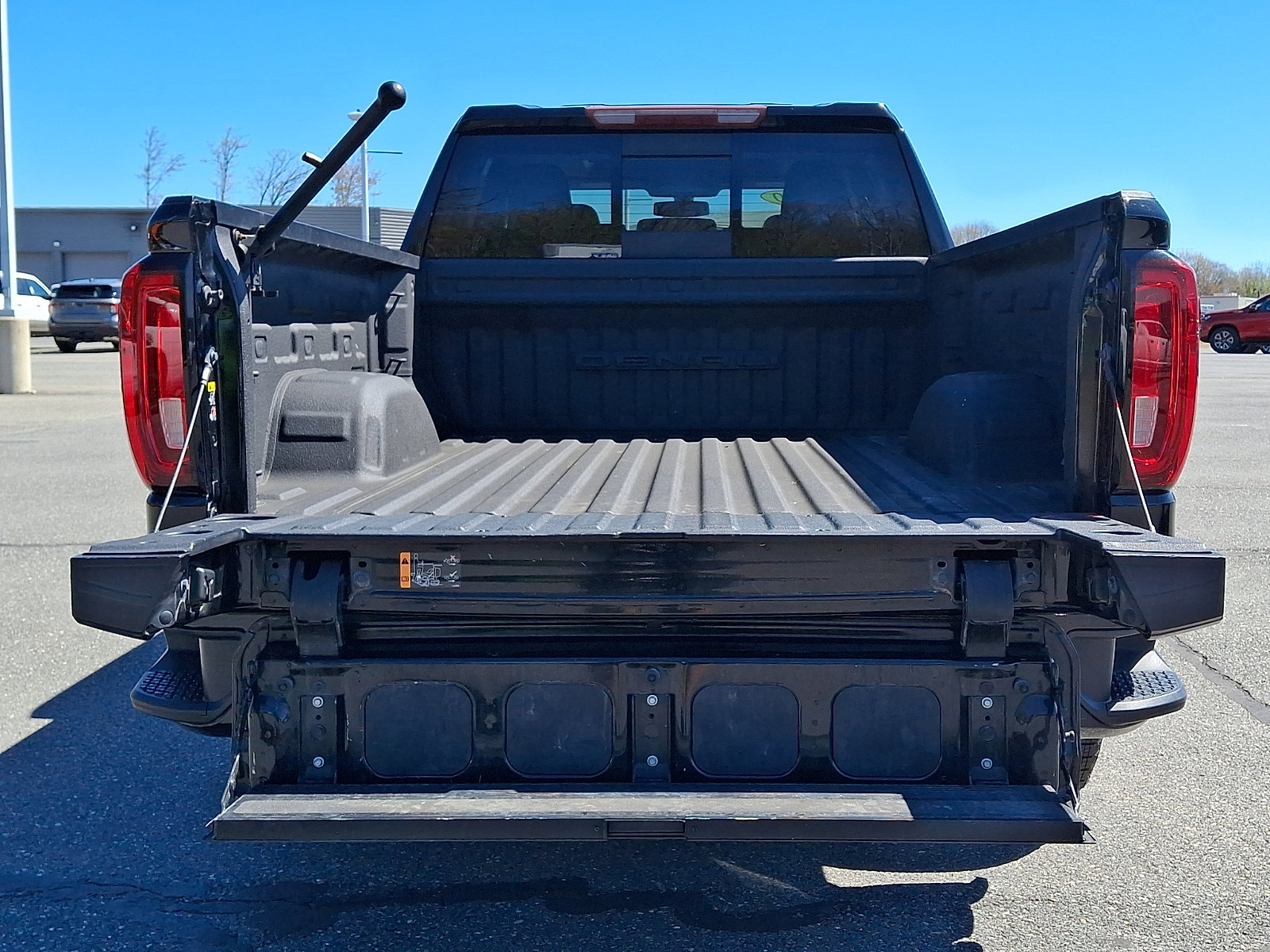 Used 2020 GMC Sierra 1500 Denali AWD/4WD image 29