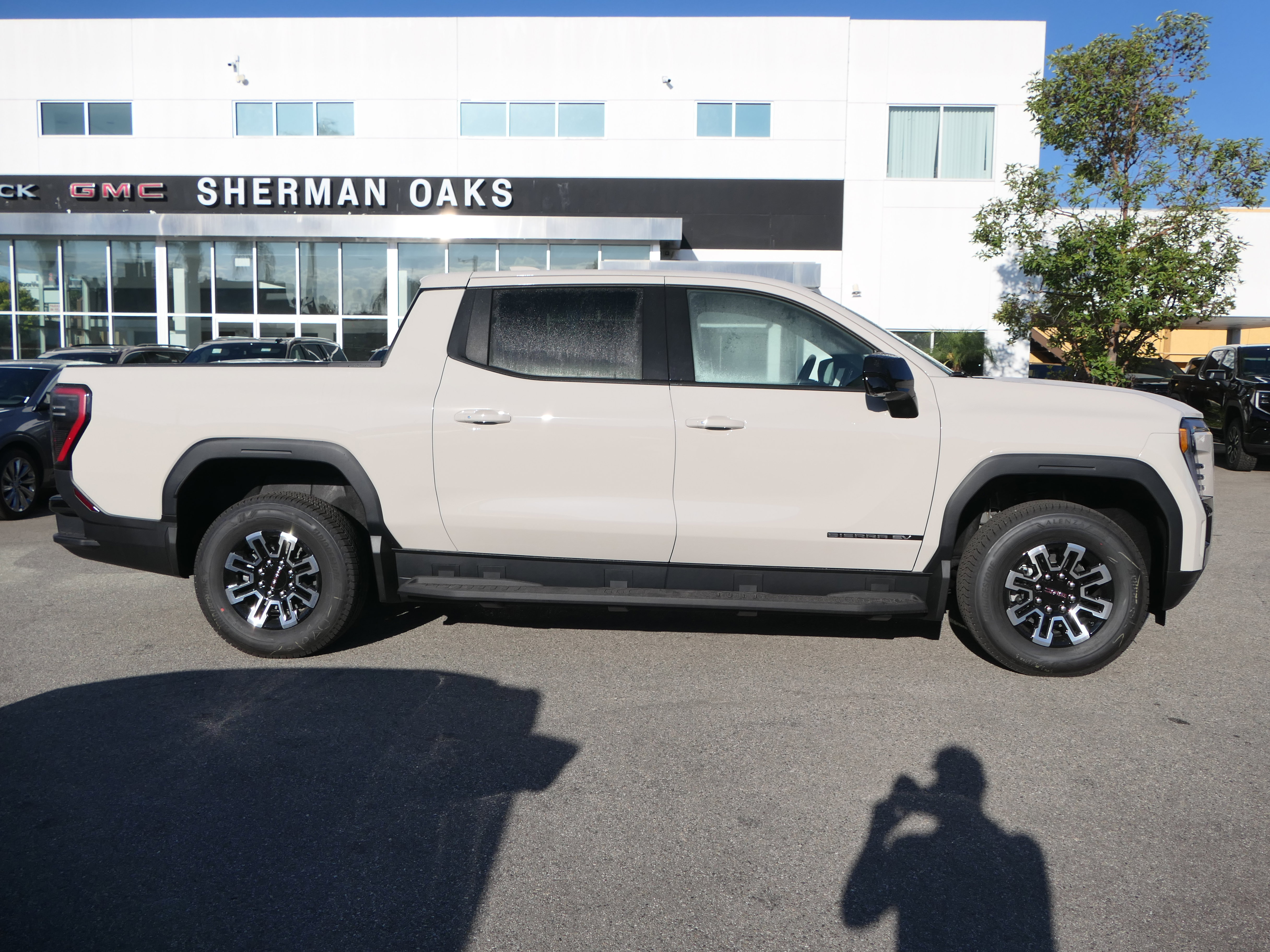 New 2026 GMC Sierra EV Elevation image 6