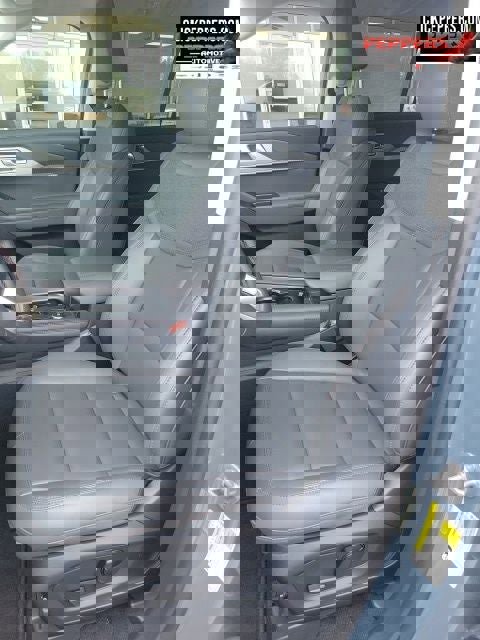 Used 2026 Ford Explorer Active w/ Active Comfort Package image 8