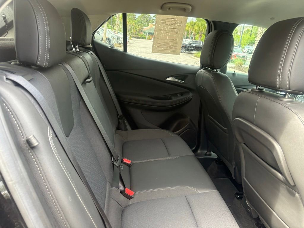 Used 2023 Buick Encore GX Select w/ Sport Touring Package FWD image 23