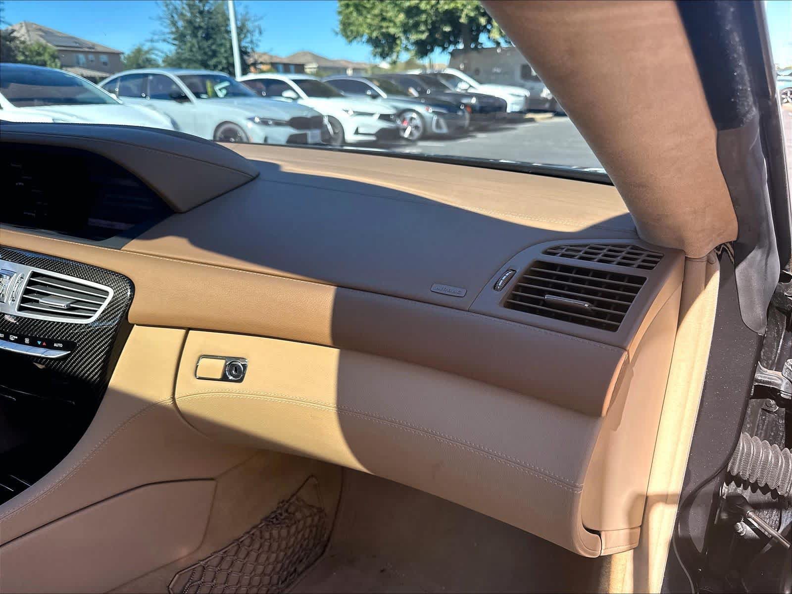 Used 2012 Mercedes-Benz CL 63 AMG image 26