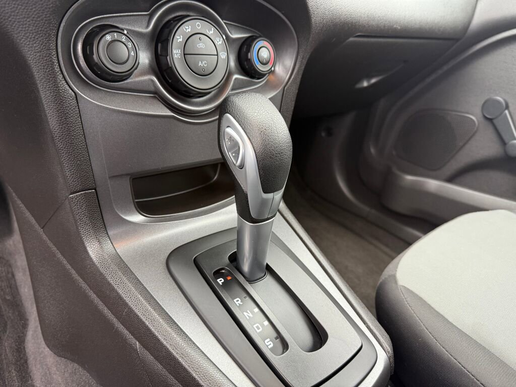 Used 2017 Ford Fiesta S image 12