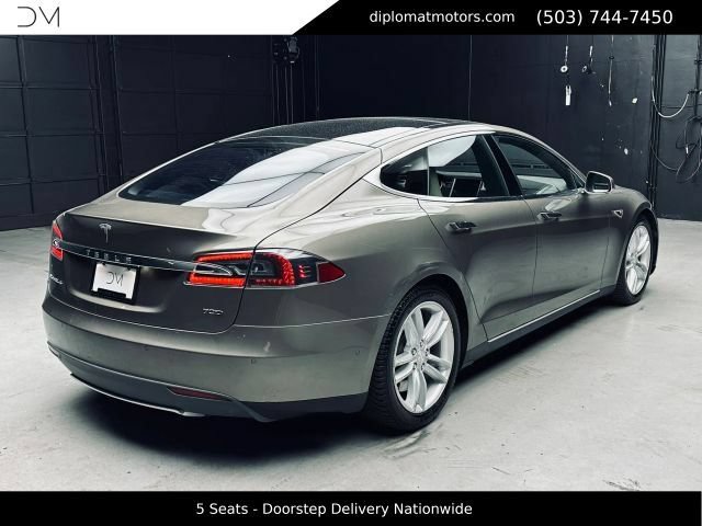 Used 2015 Tesla Model S 70D AWD/4WD image 6