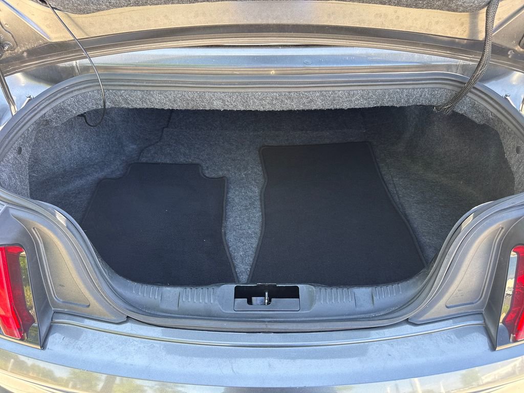 Used 2018 Ford Mustang Premium RWD image 32