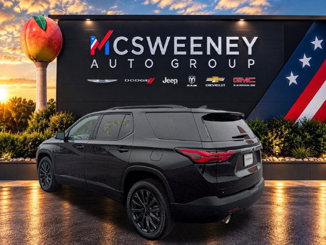 Used 2023 Chevrolet Traverse RS AWD/4WD image 3
