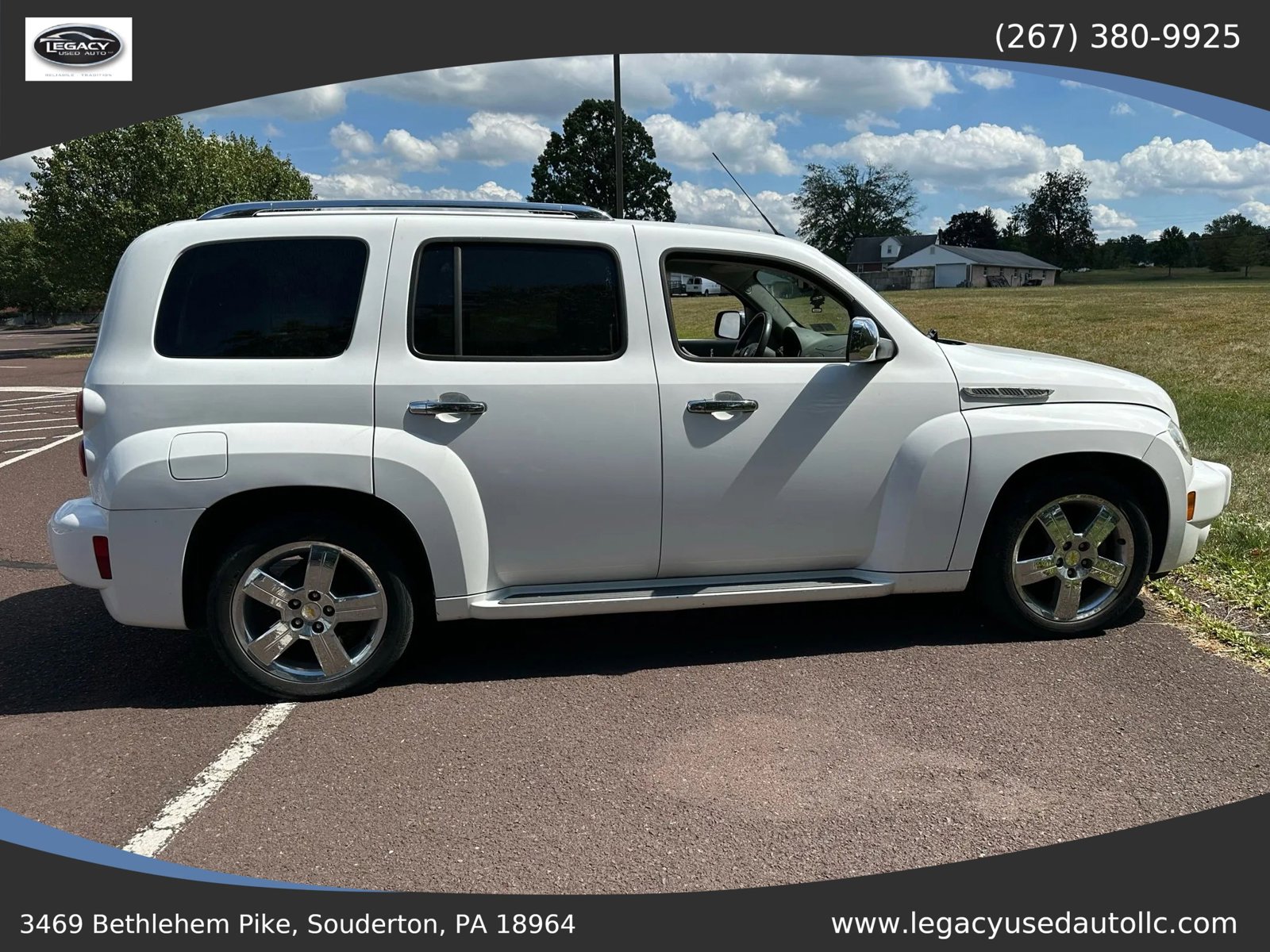 Used 2010 Chevrolet HHR LT w/ LT Preferred Equipment Group image 8