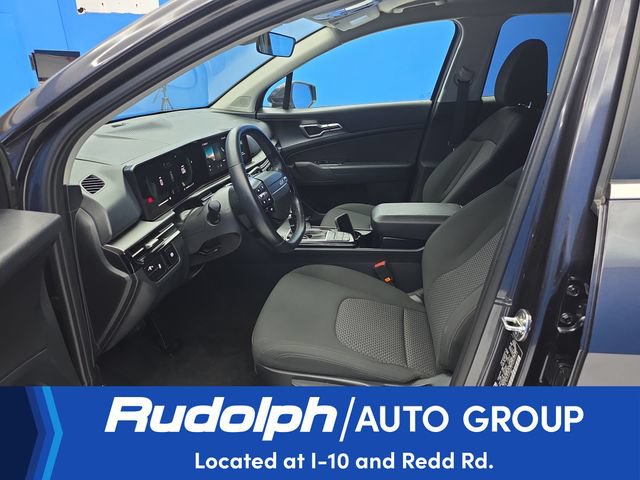 Used 2026 Kia Sportage LX FWD image 9