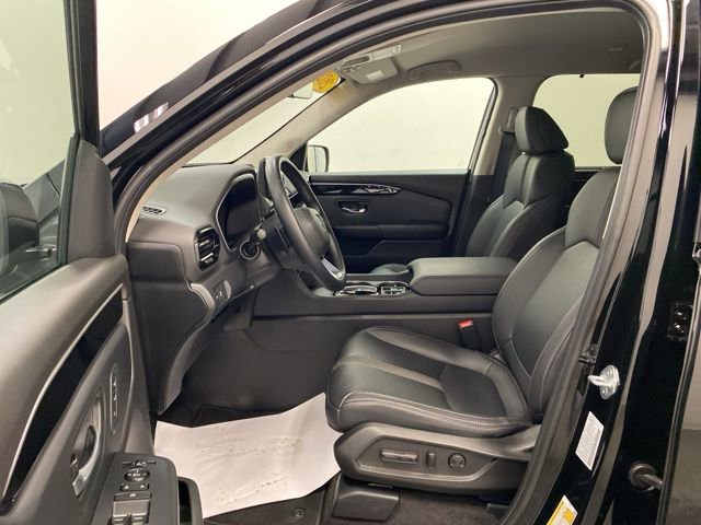Certified 2025 Honda Pilot EX-L image 8
