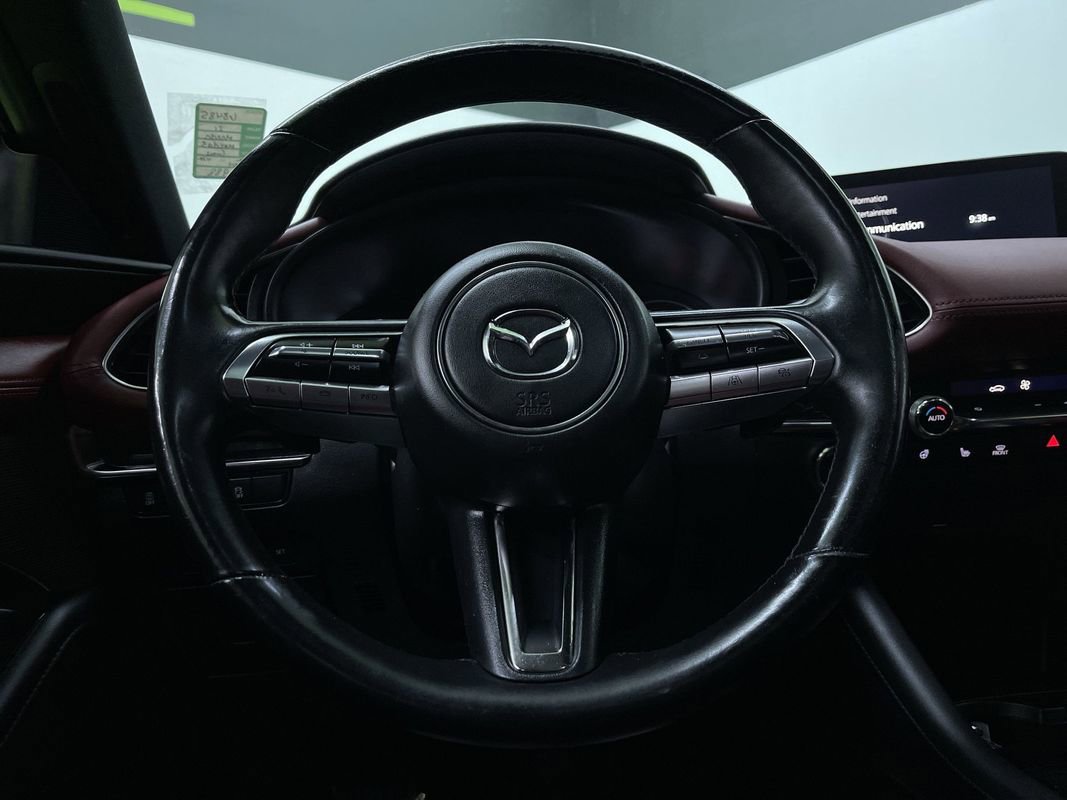 Used 2021 MAZDA MAZDA3 Hatchback w/Premium Plus Pkg image 19