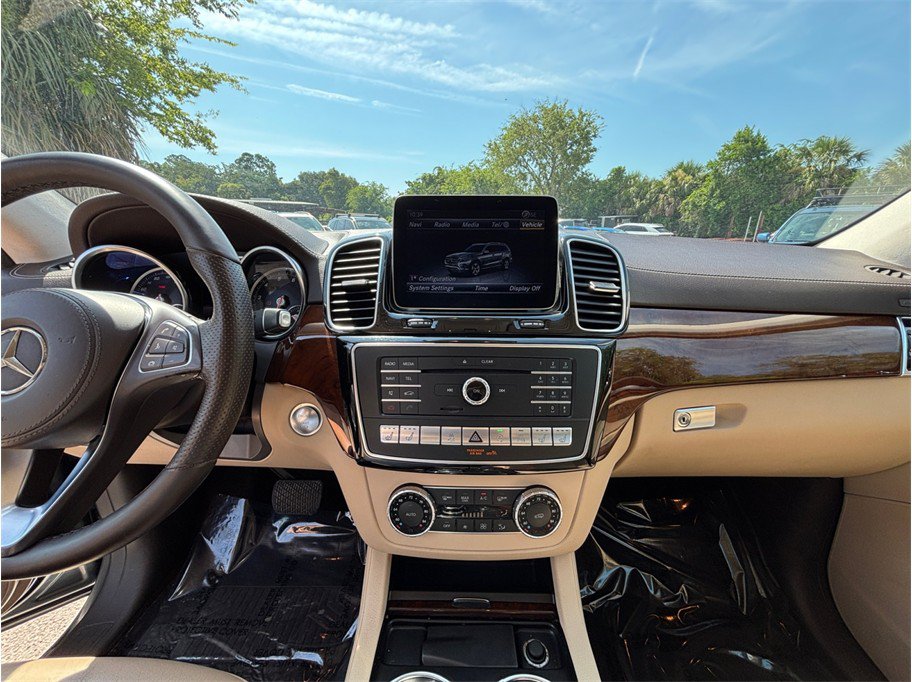 Used 2018 Mercedes-Benz GLS 450 4MATIC image 11