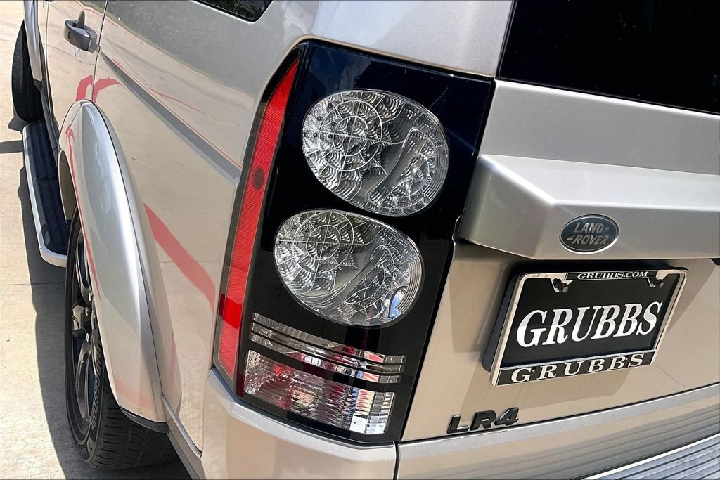 Used 2015 Land Rover LR4 HSE AWD/4WD image 41