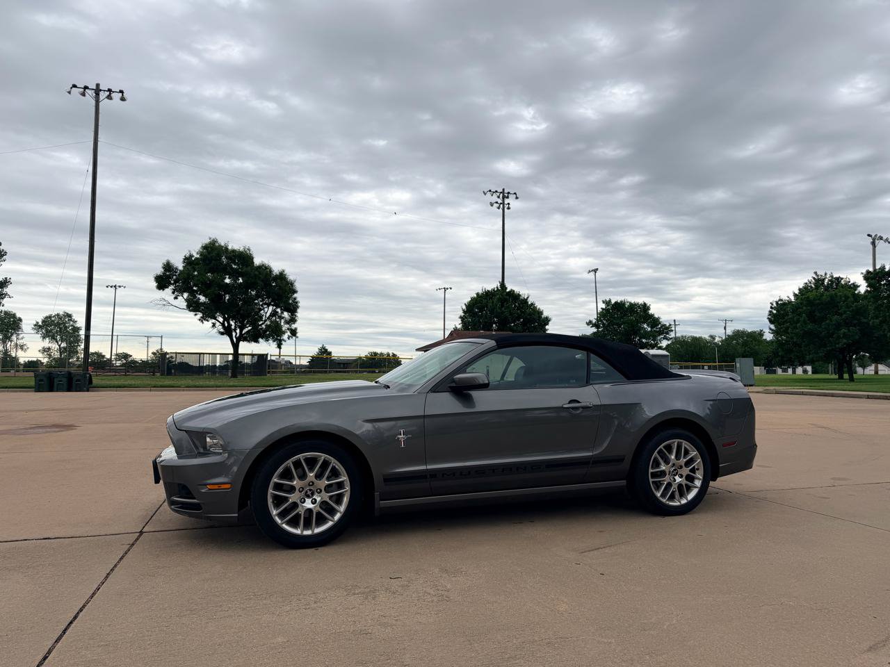 Used 2014 Ford Mustang Premium w/ Equipment Group 202A RWD image 2