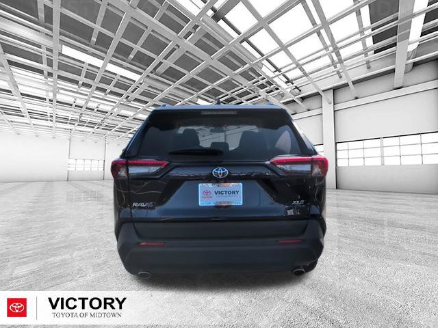 Certified 2025 Toyota RAV4 XLE FWD image 5