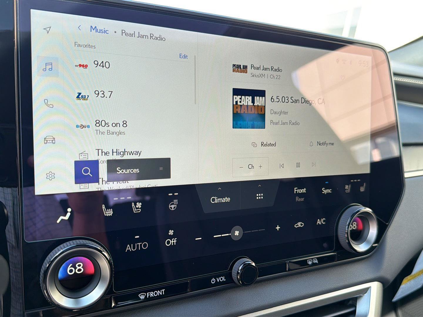 New 2026 Lexus RX 350 FWD image 24