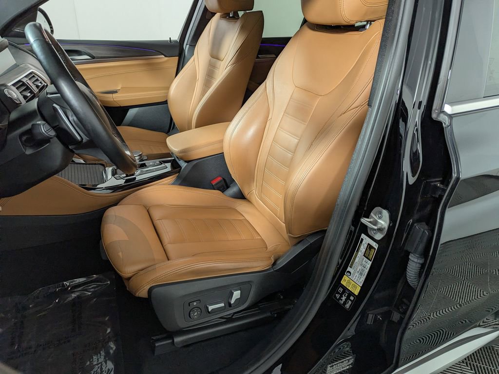 Used 2021 BMW X4 xDrive30i w/ Executive Package image 18