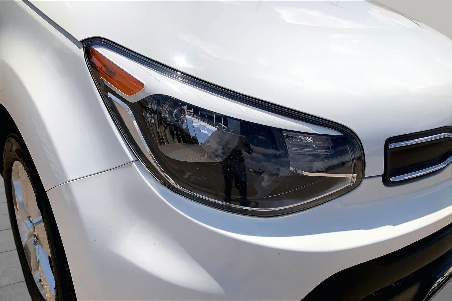 Used 2017 Kia Soul FWD image 33