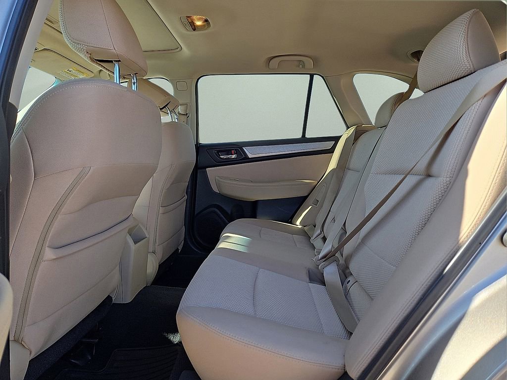 Used 2015 Subaru Outback 2.5i Premium image 15