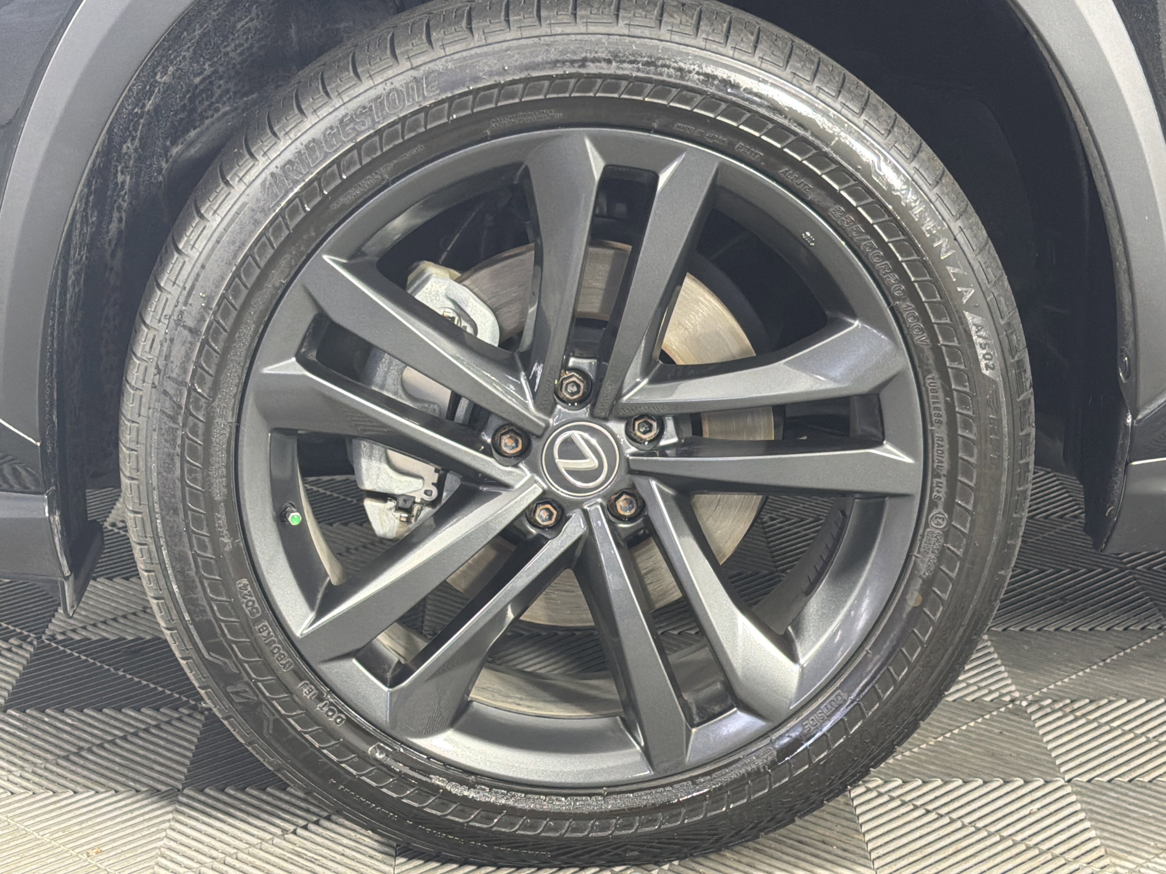 Used 2025 Lexus NX 450h+ AWD w/ Accessory Package (Z1) image 5