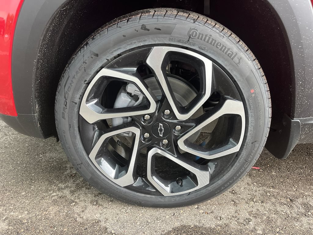New 2026 Chevrolet Trax RS w/ Driver Confidence Package FWD image 18