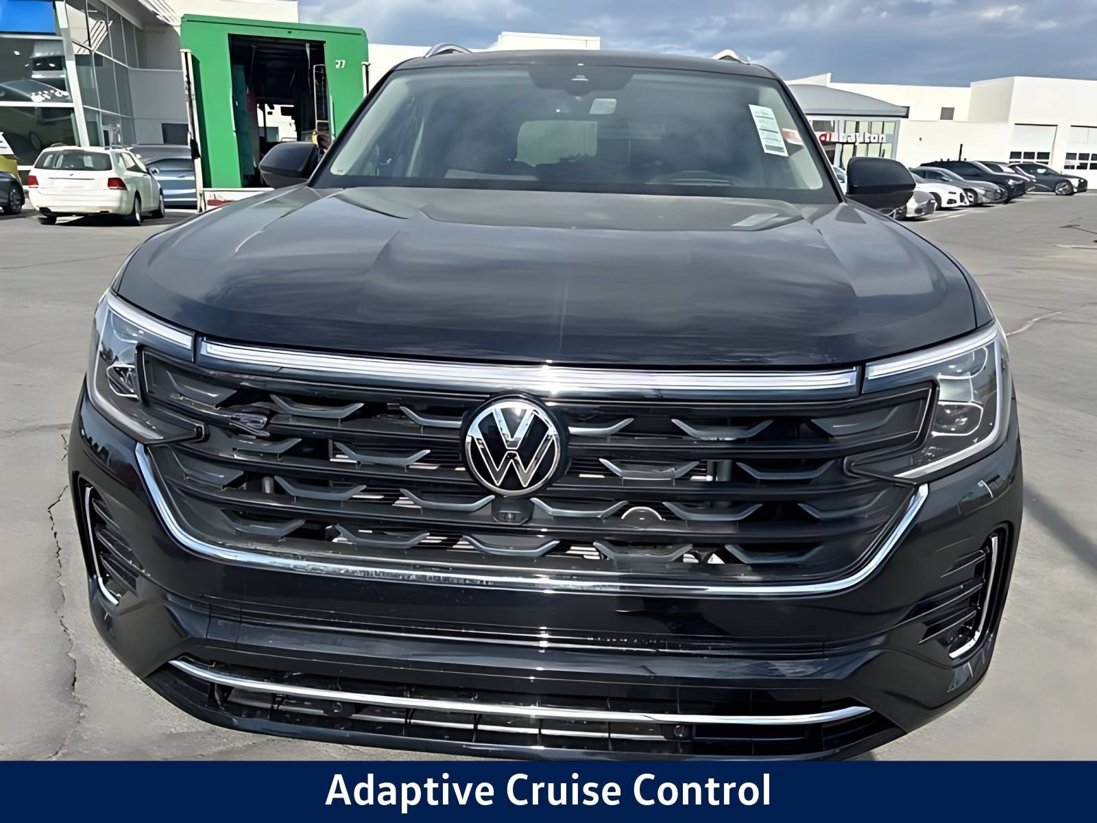New 2026 Volkswagen Atlas SEL Premium R-Line AWD/4WD image 2