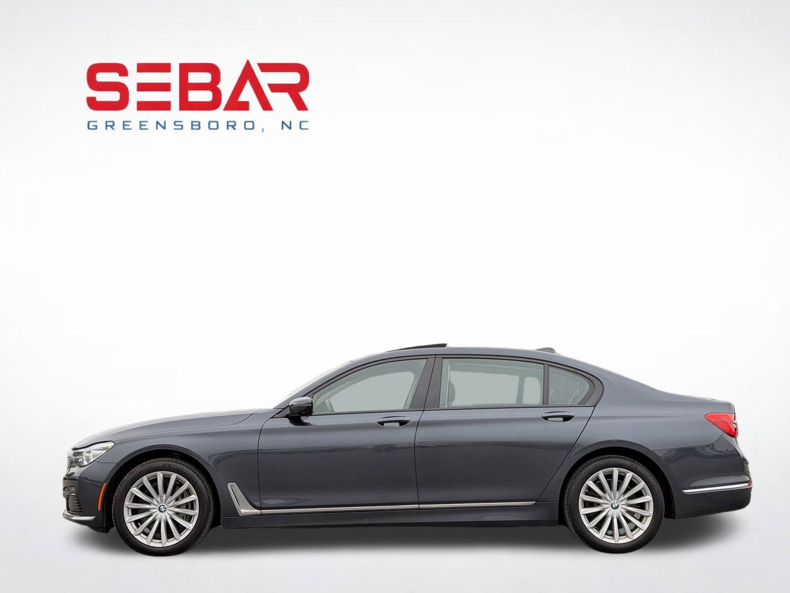 Used 2019 BMW 740i xDrive w/ Executive Package AWD/4WD image 21