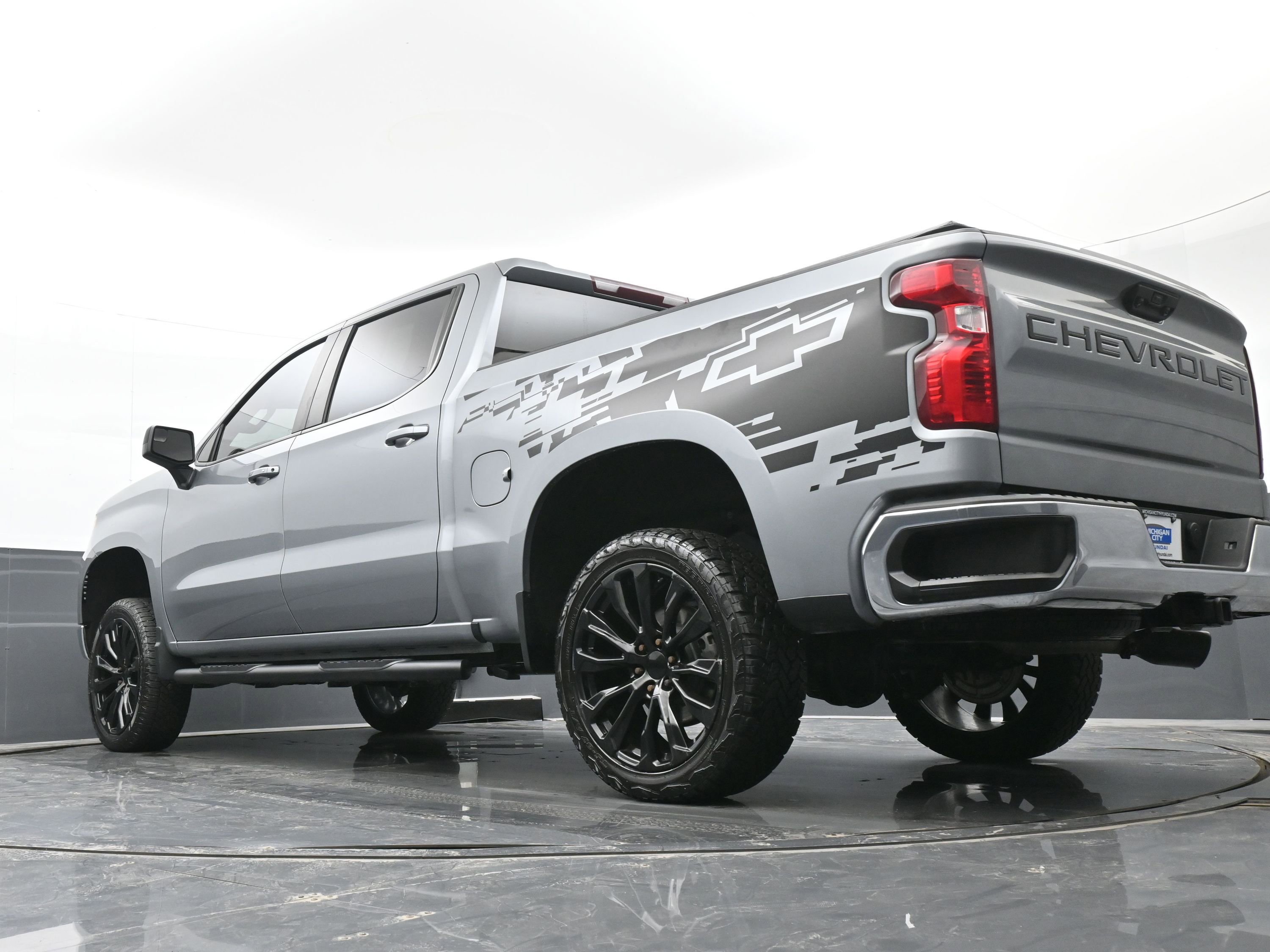 Used 2023 Chevrolet Silverado 1500 LT w/ Protection Package image 39