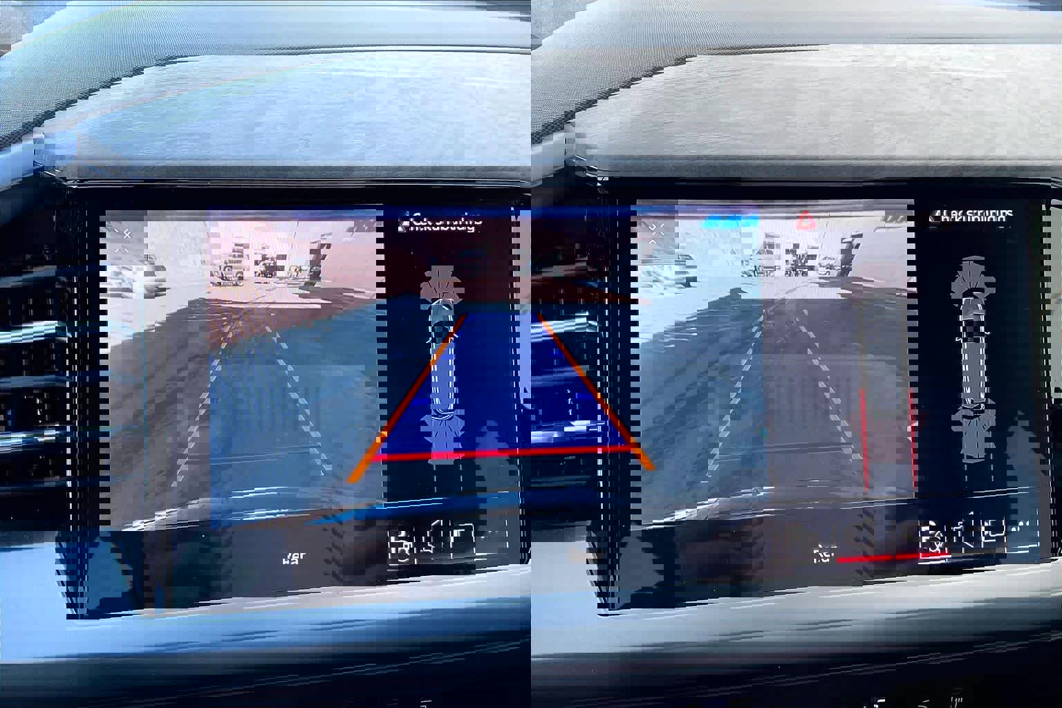 Used 2023 Audi Q4 e-tron Premium Plus image 26