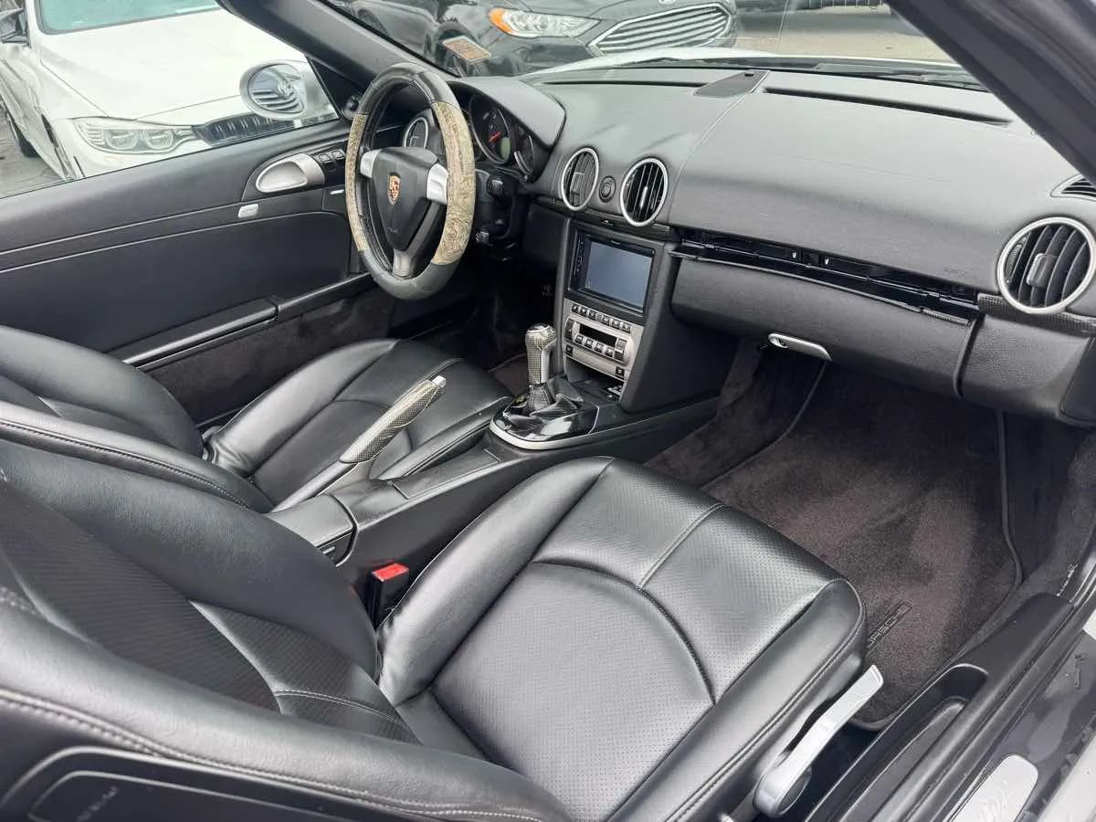 Used 2005 Porsche Boxster RWD image 17