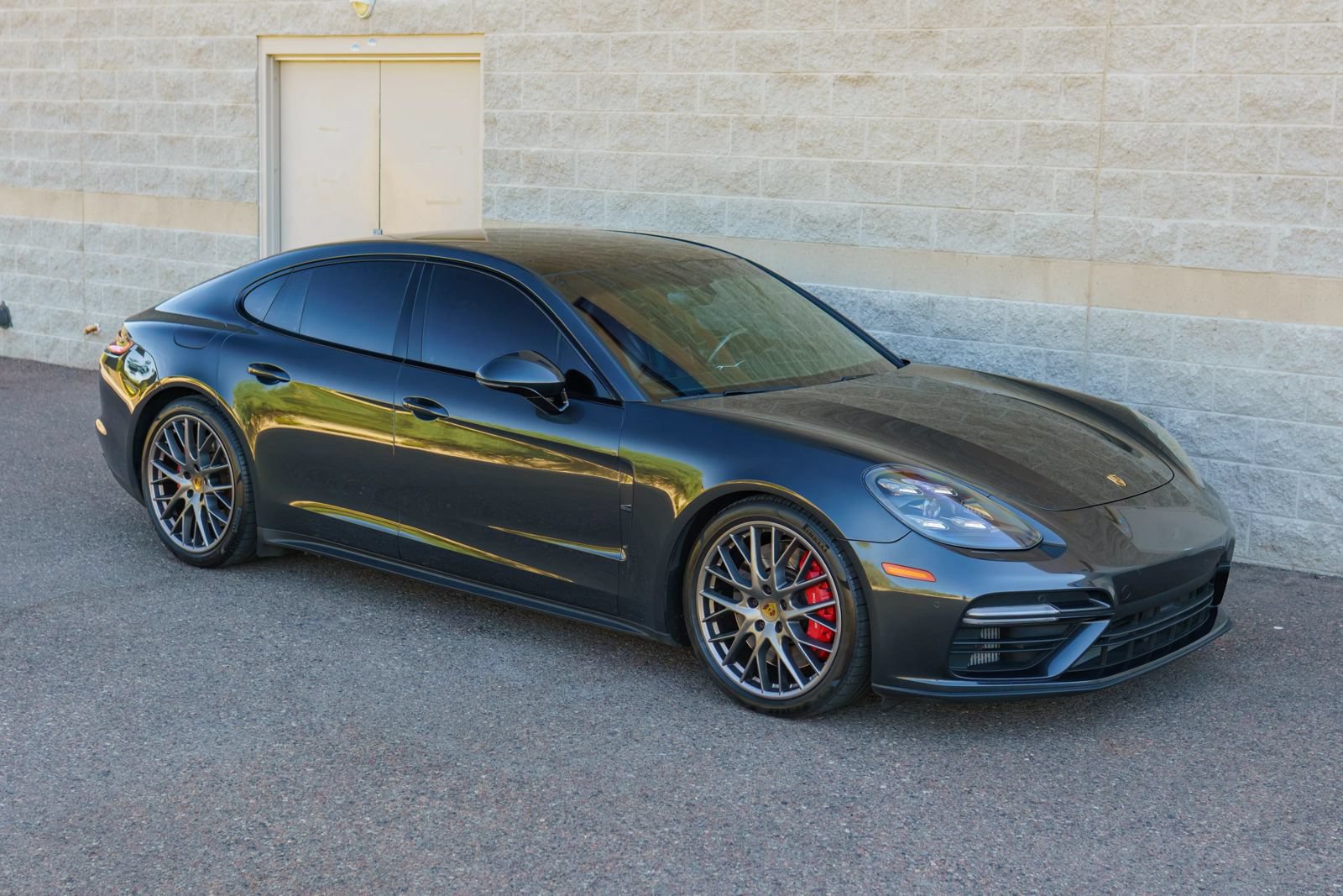 Used 2017 Porsche Panamera Turbo AWD/4WD image 30