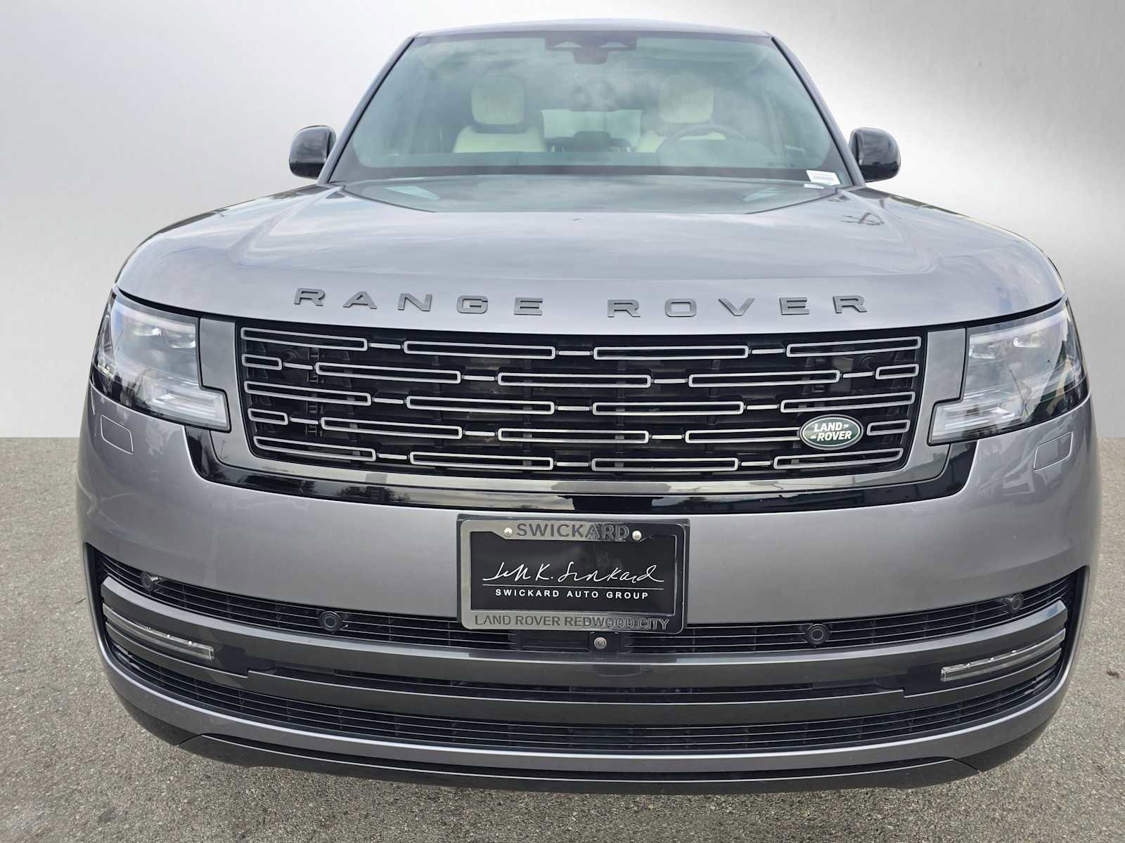Used 2024 Land Rover Range Rover SE image 8