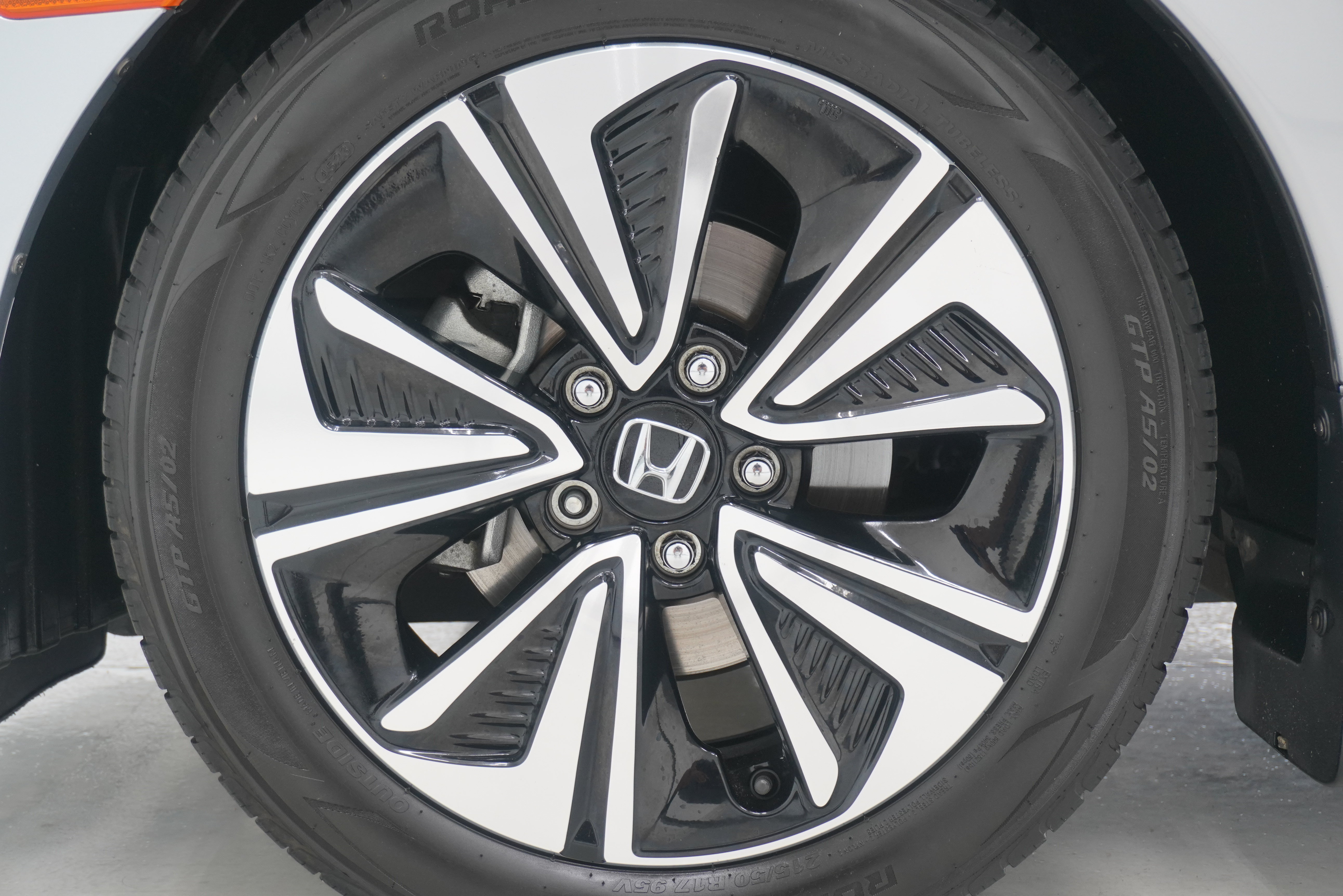 Used 2018 Honda Civic EX-L image 30