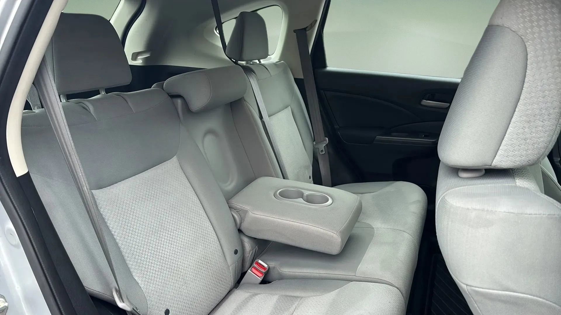 Used 2016 Honda CR-V LX image 41