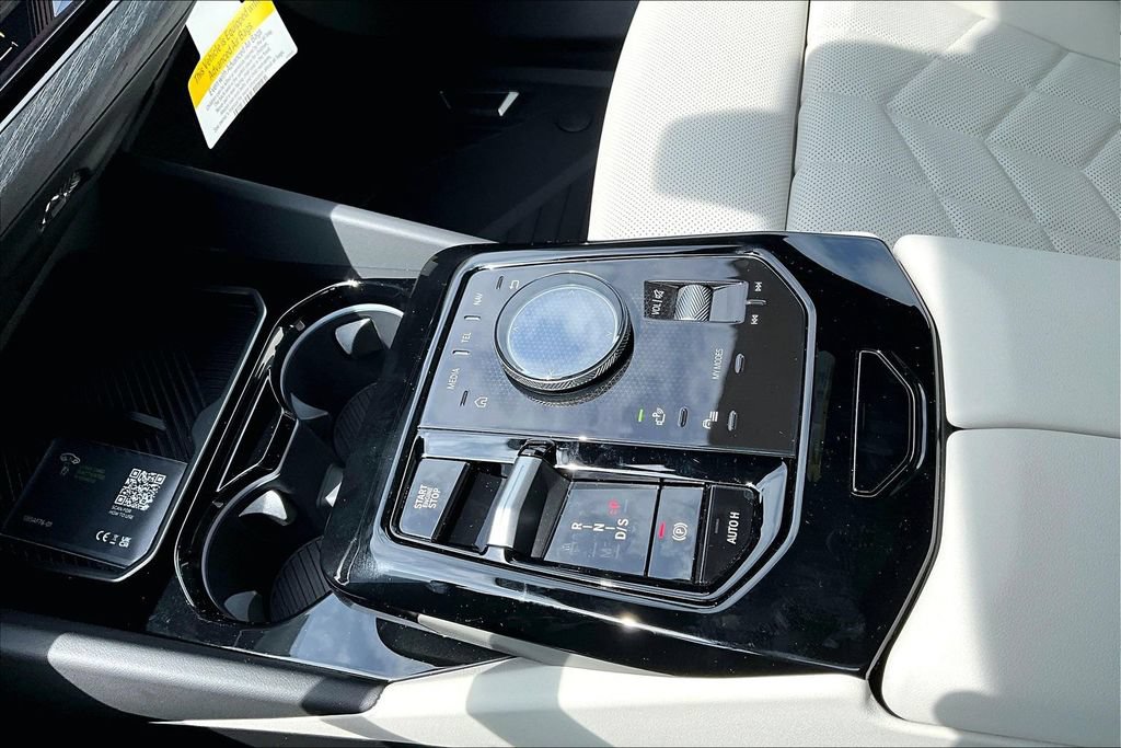 New 2026 BMW 540i xDrive w/ Premium Package AWD/4WD image 19