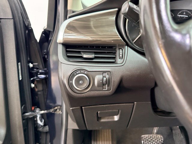 Used 2020 Buick Envision Essence w/ Experience Buick Package AWD/4WD image 20