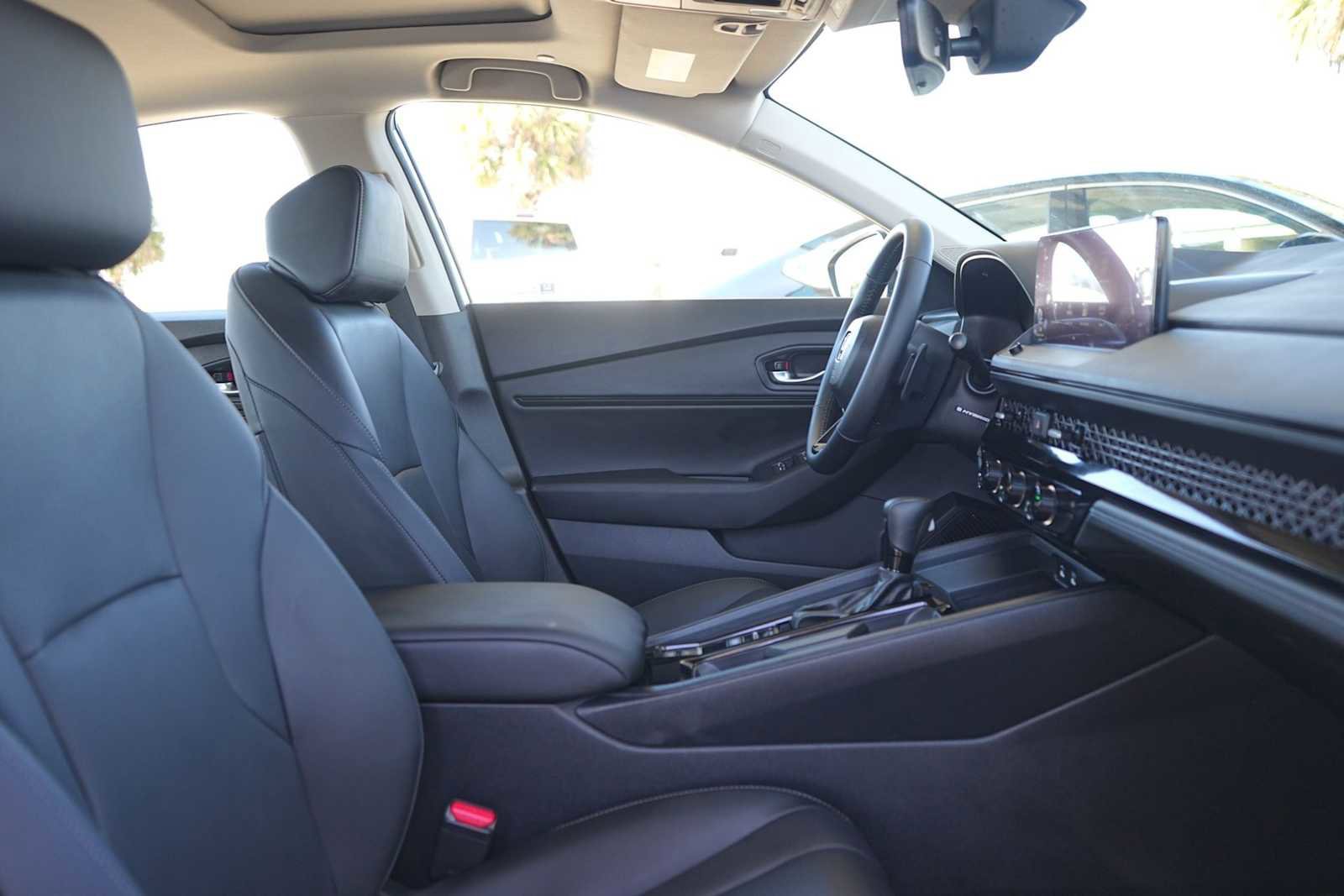 Used 2025 Honda Accord EX-L image 15