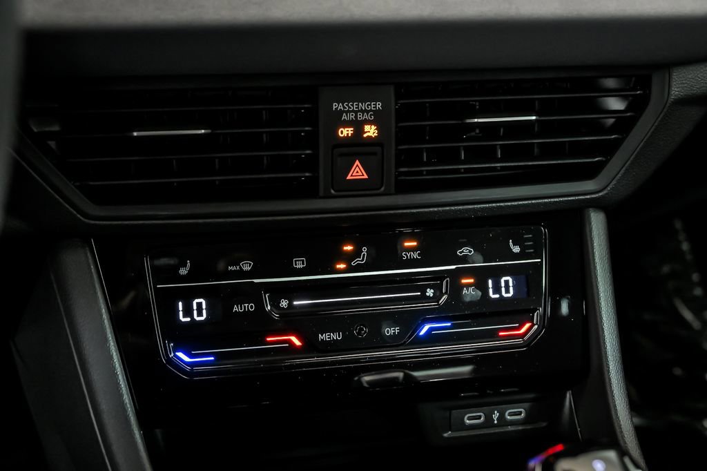 New 2026 Volkswagen Jetta SE FWD image 15