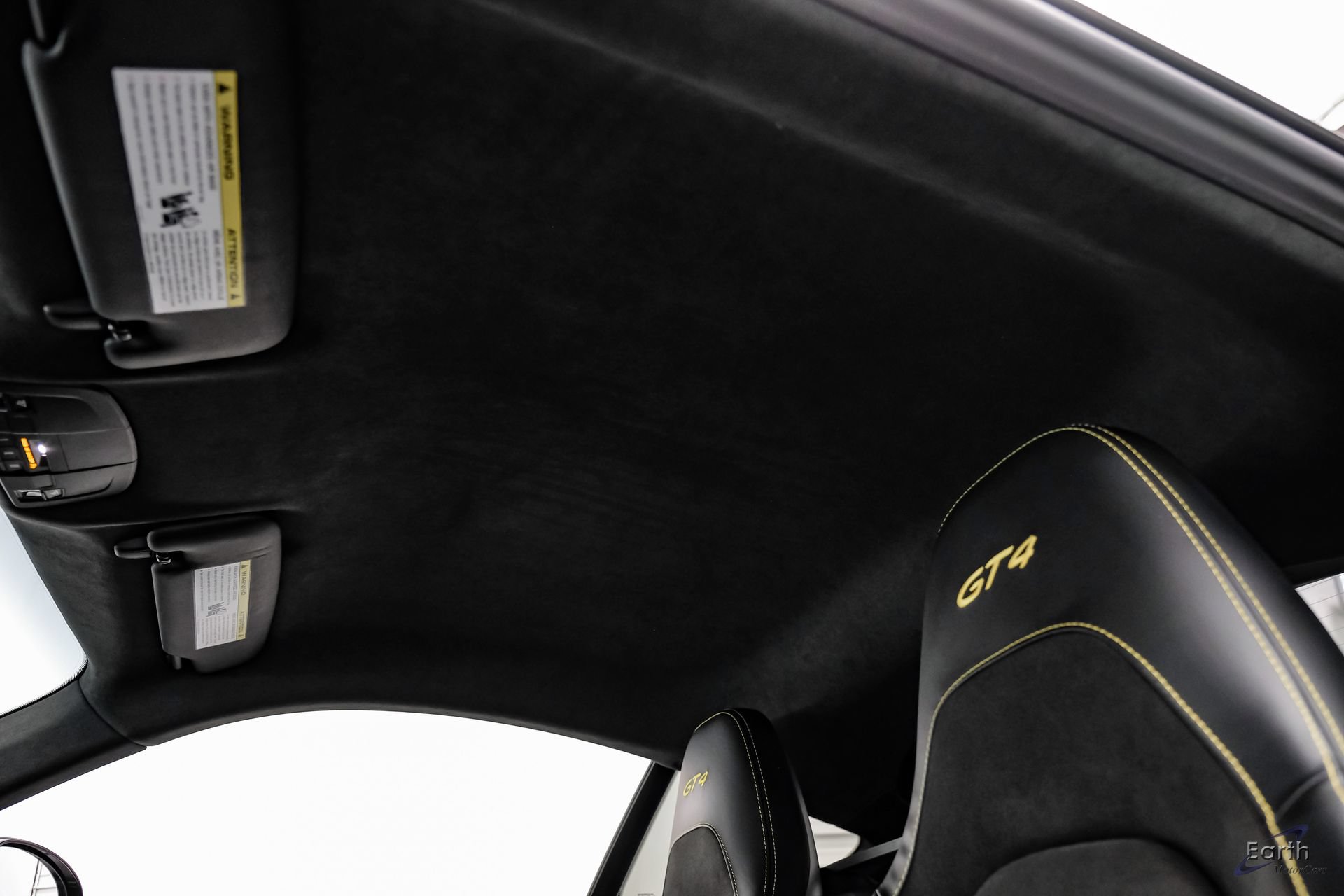 Used 2021 Porsche 718 Cayman GT4 RWD image 44