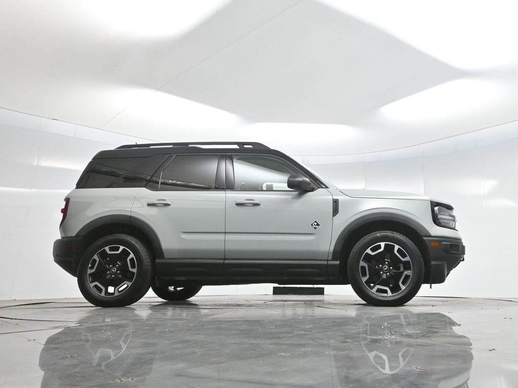 Used 2022 Ford Bronco Sport Outer Banks w/ Tech Package AWD/4WD image 57