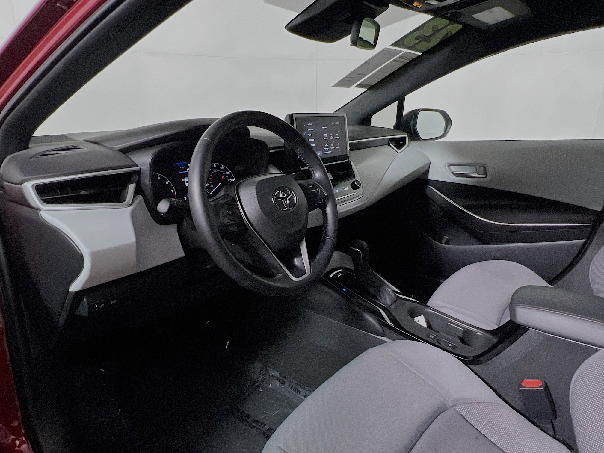 Used 2023 Toyota Corolla SE image 30