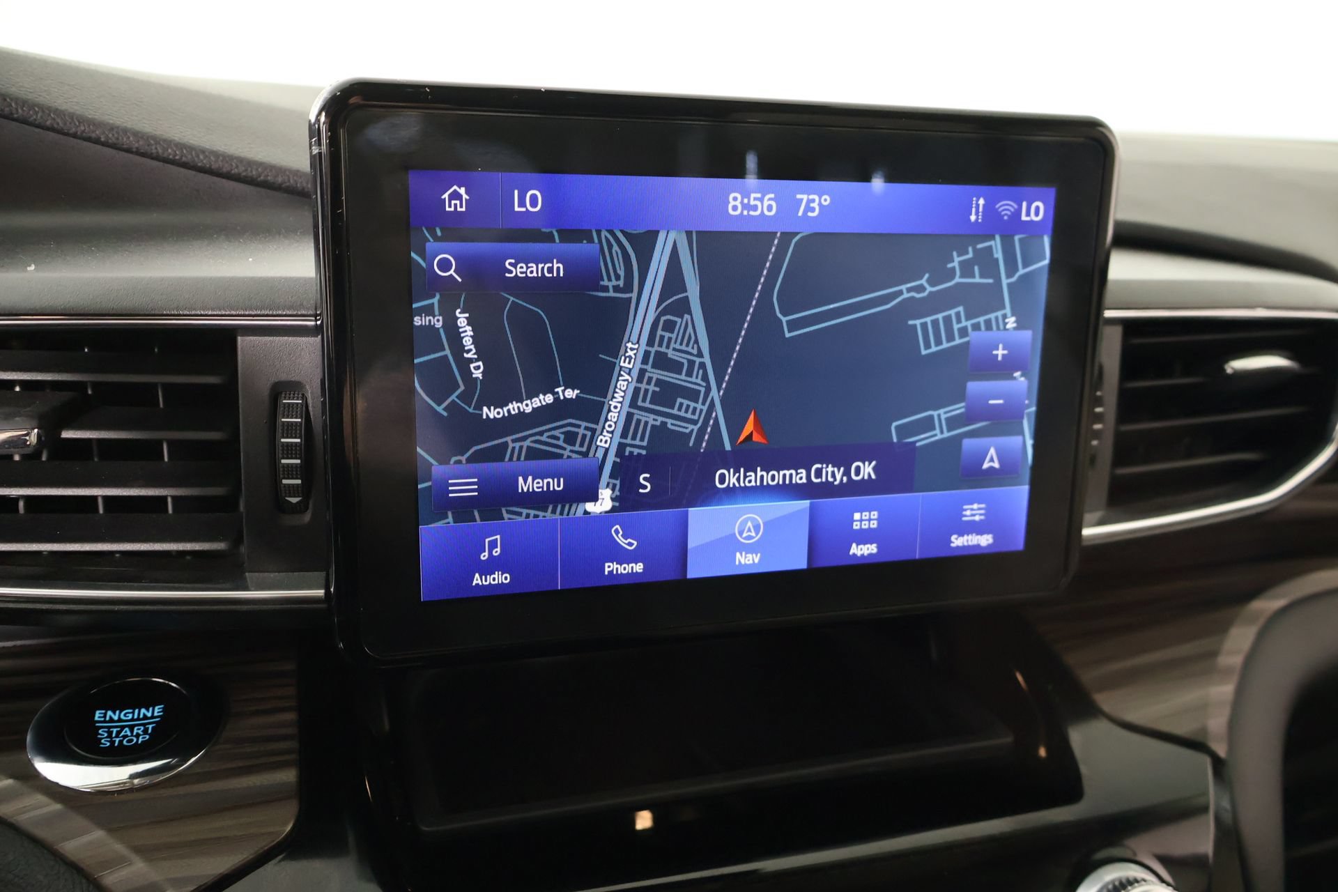 Used 2023 Ford Explorer Limited AWD/4WD image 7