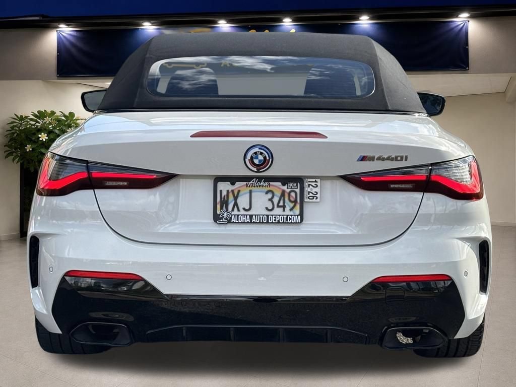 Used 2023 BMW M440i Convertible w/ Premium Package RWD image 4