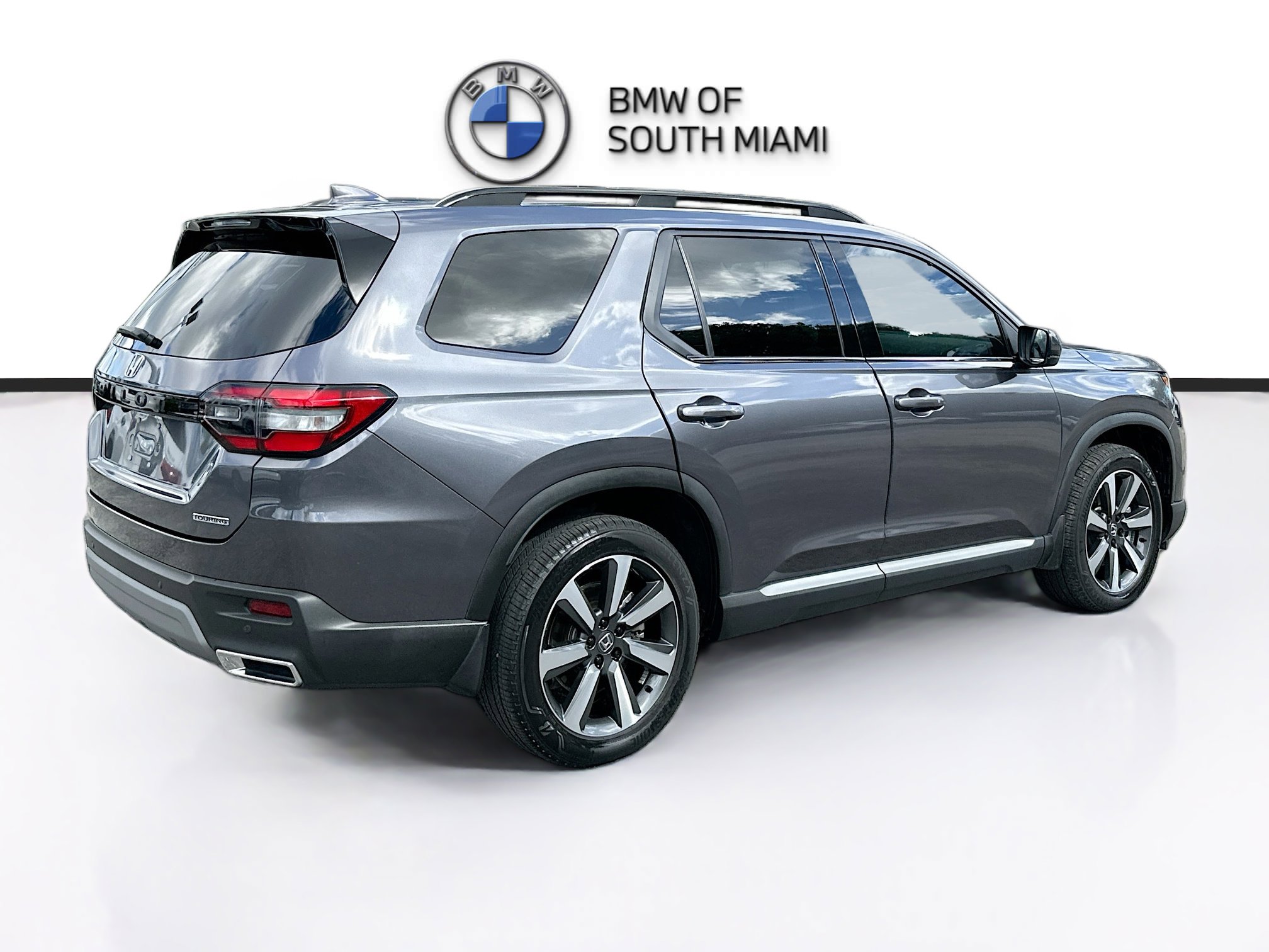 Used 2023 Honda Pilot Touring image 7