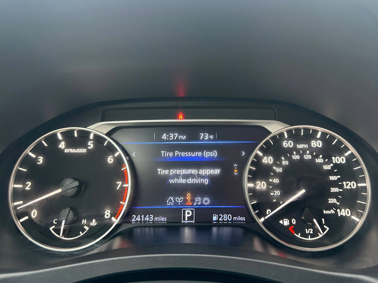 Used 2025 Nissan Altima 2.5 SV image 34