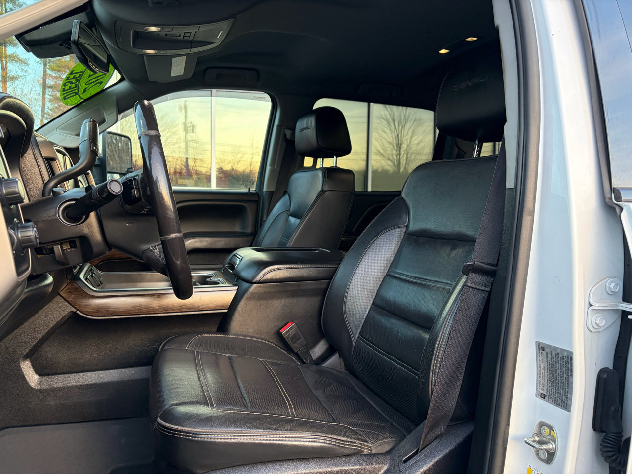 Used 2018 GMC Sierra 3500 Denali w/ Duramax Plus Package image 23