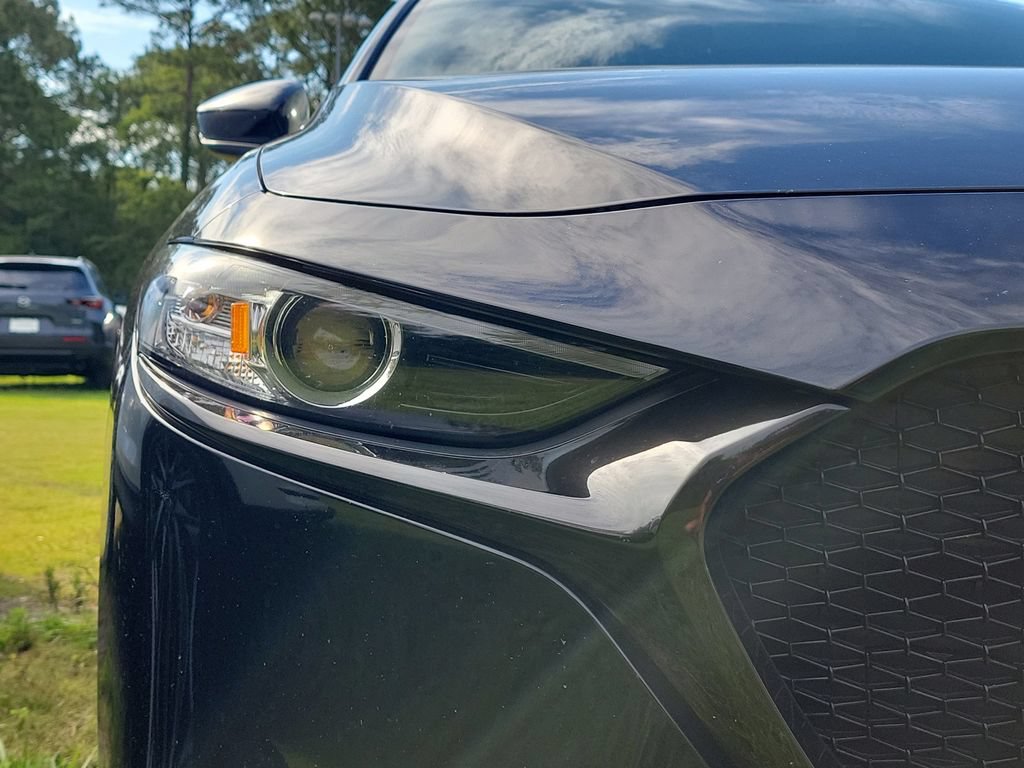 Used 2022 MAZDA MAZDA3 s FWD image 6